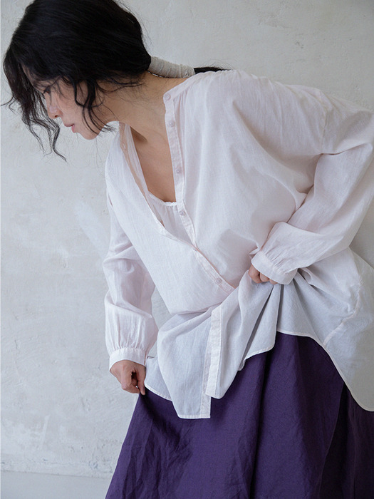 Avril button blouse - shell pink 아브릴 버튼 블라우스_쉘핑크