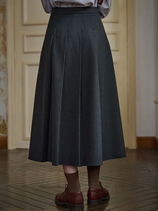 SR_Horn button pleated skirt