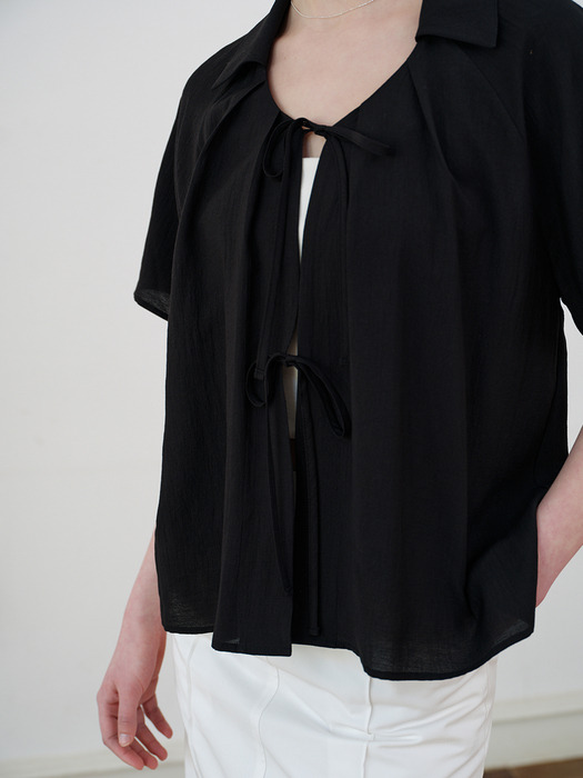 comos 1127 V-neck ribbon cardigan blouse (black)