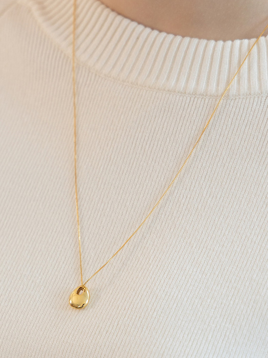 [단독](실버925) 글림 페블 롱 목걸이 NZ2430