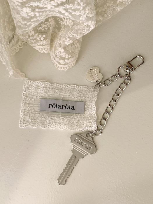 HEART LACE LABEL KEYRING SILVER