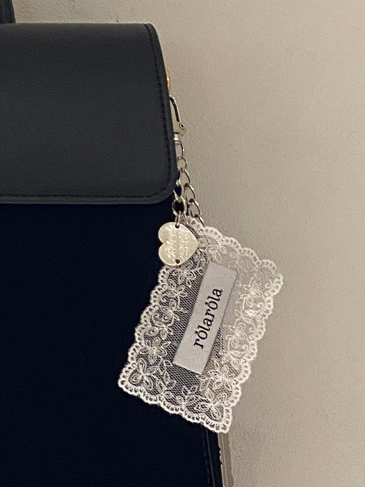 HEART LACE LABEL KEYRING SILVER