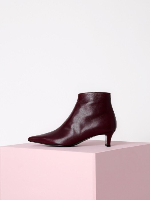 POINTED ANKLE BOOTS - WINE