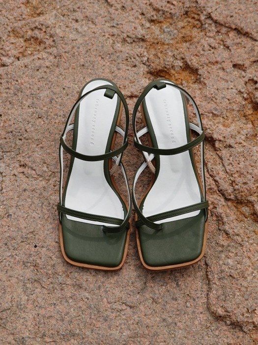 Flip-flop strap sandals Olive green