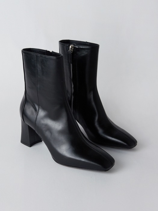 Square Ankle Boots [Black]