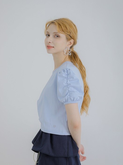Comely shirring crop T-shirt (sky blue)