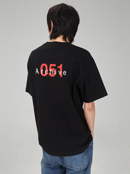 051 아카이브 티셔츠 블랙