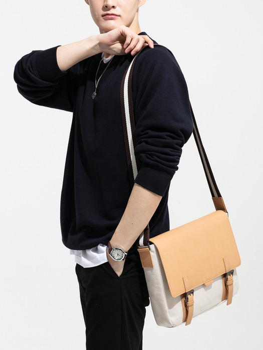 [리퍼브상품]Polygon doublebelted crossbag [beige]