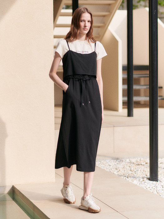 STRING DETAIL SLEEVELESS DRESS [BLACK]