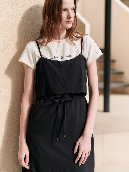 STRING DETAIL SLEEVELESS DRESS [BLACK]