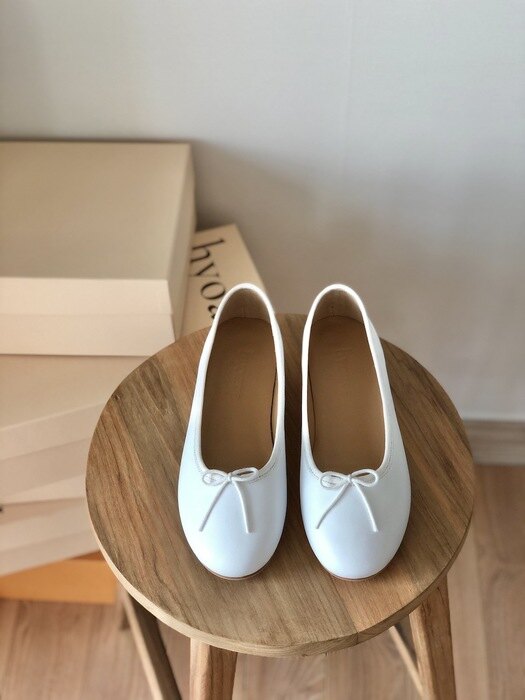 Coppola Flats - White