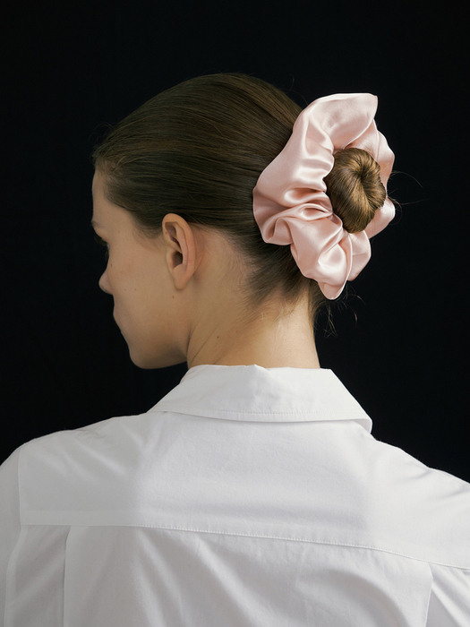 Silk Scrunchie (M) - Dusty Rose