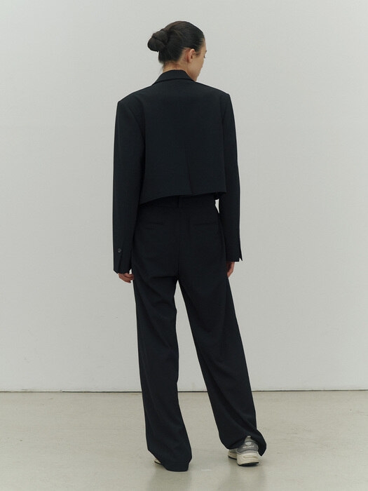 Butt String Wide Tuck Trouser_Black