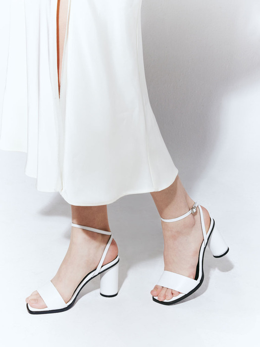 Sandals_ADS436_2colors