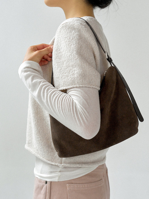 Suede shoulder bag (Brown)