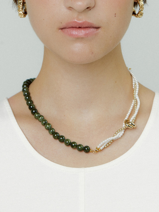 Jade half Necklace