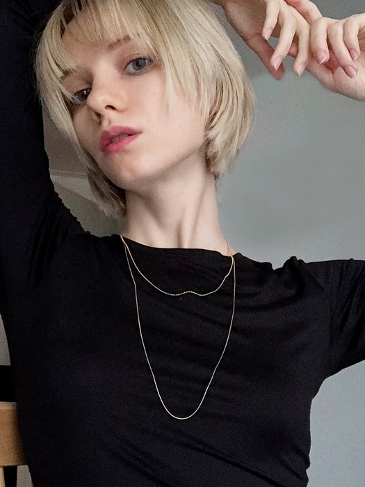 windy slim long necklace