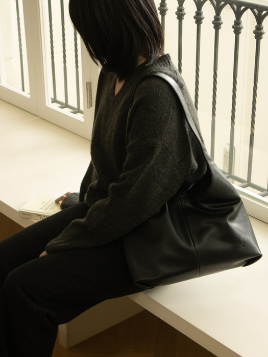 Adern shoulder bag_black