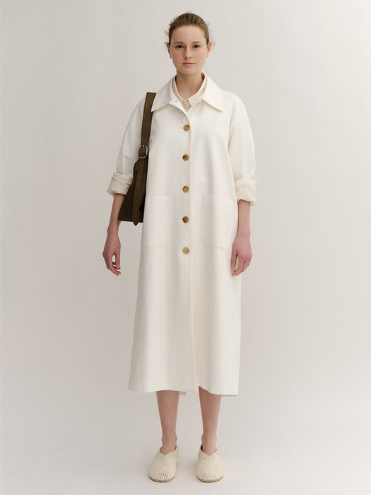 Haumea Linen Coat Off-White