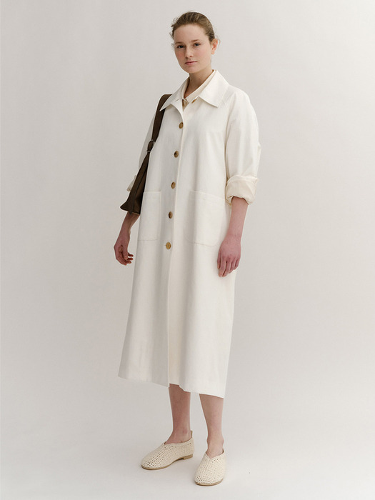 Haumea Linen Coat Off-White