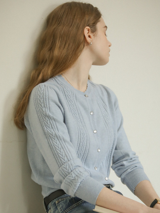 Scallop cable cashmere blended cardigan_Sky blue