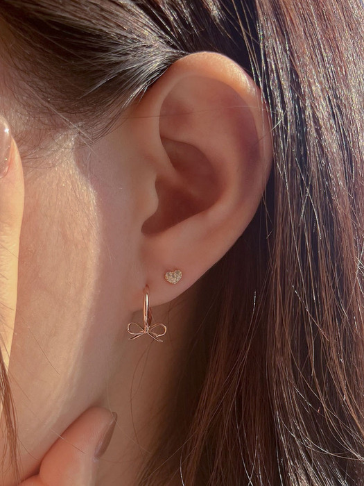 14k plumpy cubic heart piercing