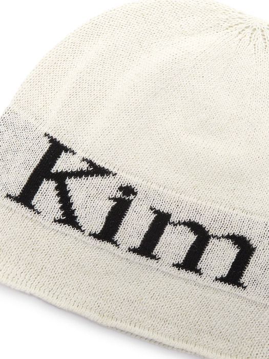 LOGO LINEN SHORT BEANIE IN WHITE