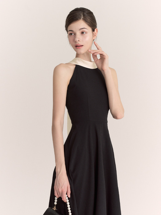 Humming Halter-neck One-piece (Black)