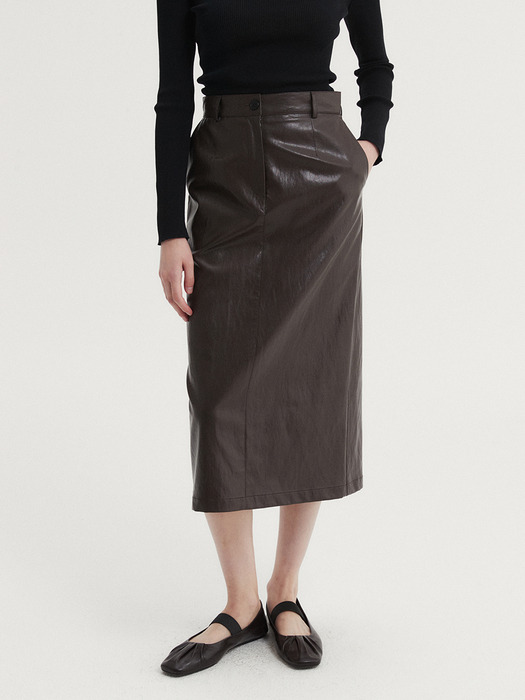 FAUX LEATHER SKIRT (2 COLORS)