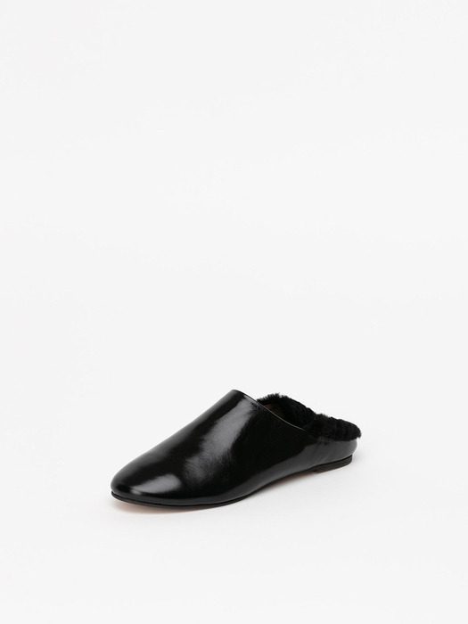 Angelique Shearling Flats in BLACK