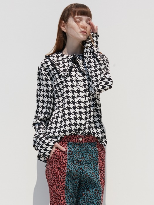 COLLAR FRILL BLOUSE_HOUNDSTOOTH
