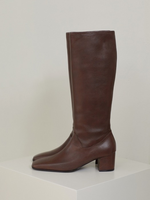LEATHER TALL BOOTS (BROWN)