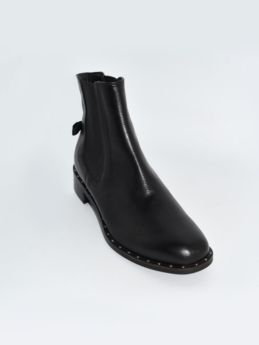 Ribbon Point Basic Chelsea Boots