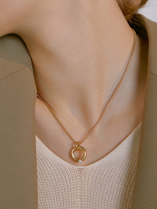 [단독]Holiday circle pearl necklace