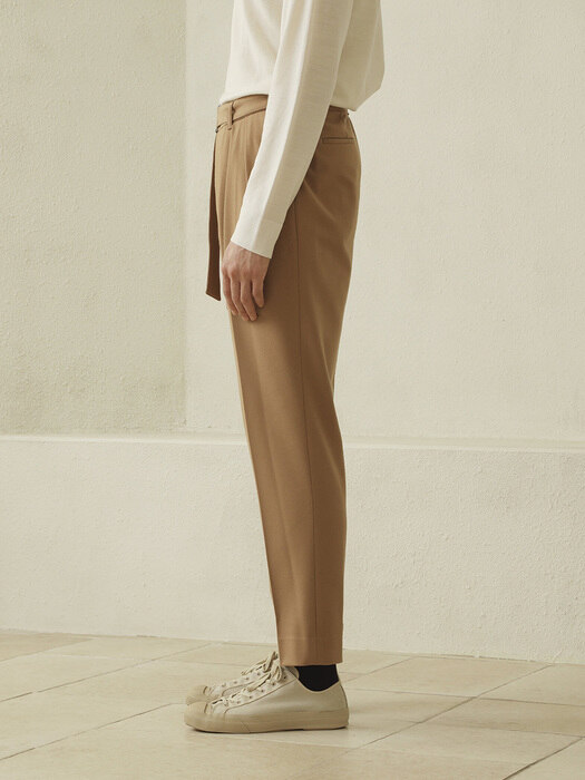 TWO TUCK BLETED PANT (Beige)