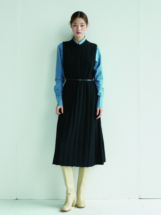 [SET]YEOUINARU One pocket basic shirt (Steel blue) & SEOUL FOREST Knit maxi dress (Black)