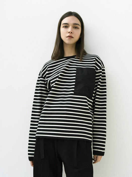 STRIPED Pocket Sweat Shirt_Black