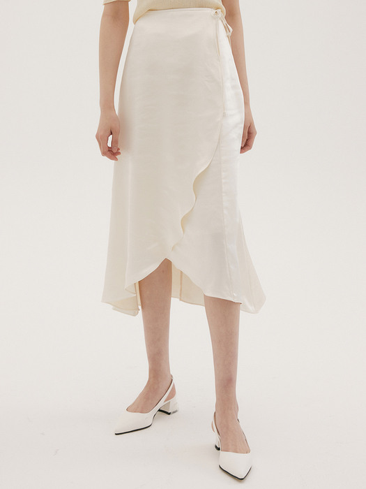 FSK SATIN FLARE SKIRT CREAM