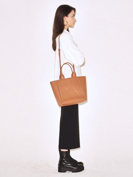 SHOPPER EMBO SMALL [TAN]