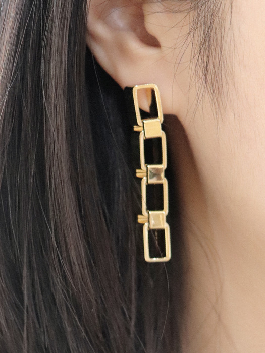 Glam Bold Link Earrings