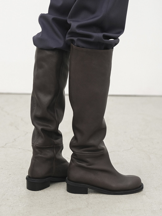 Essential Long Boots_BROWN