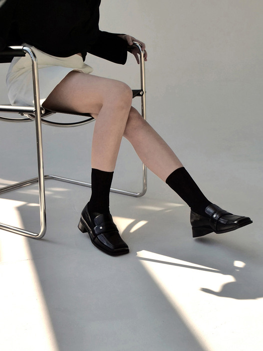 Avril loafer / shiny black
