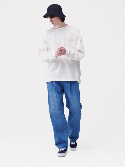 LS004 PLEATS L/S Tee (Milk)