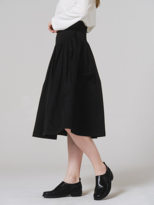 Volume pleats skirt (black)