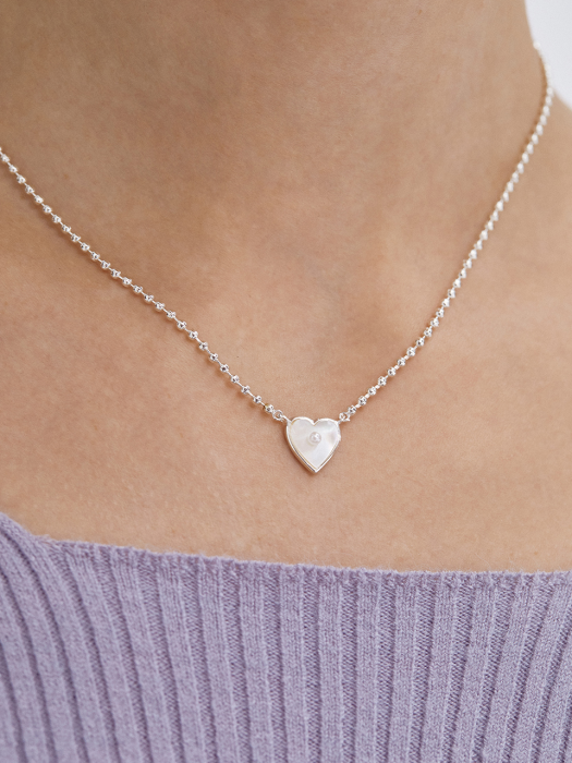 (SILVER925) Mother of pearl Heart Necklace NZ2037