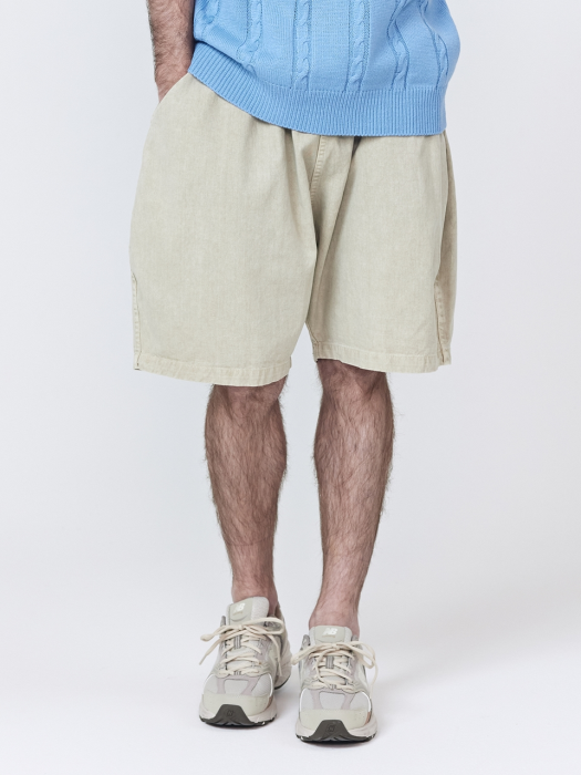 CB PIGMENT DYING SHORTS (BEIGE)