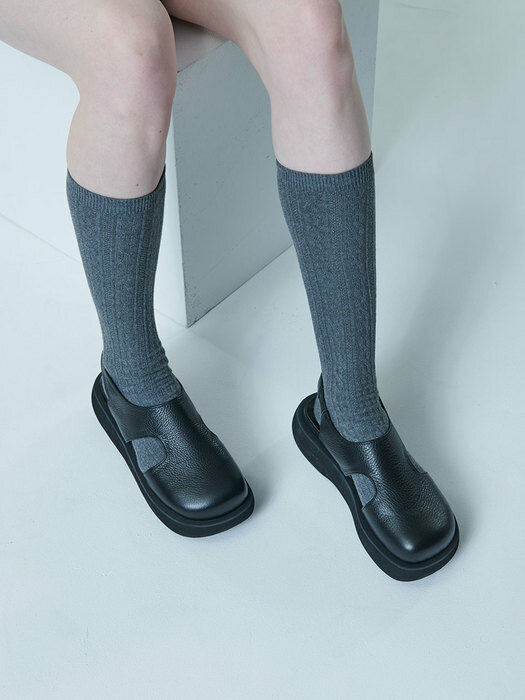 Bony flatform sandals(Black)