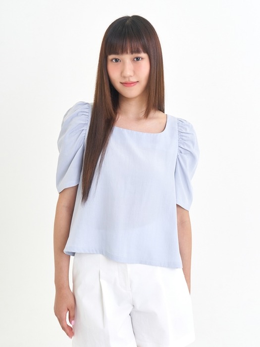 Square neck volume sleeve blouse (light blue)