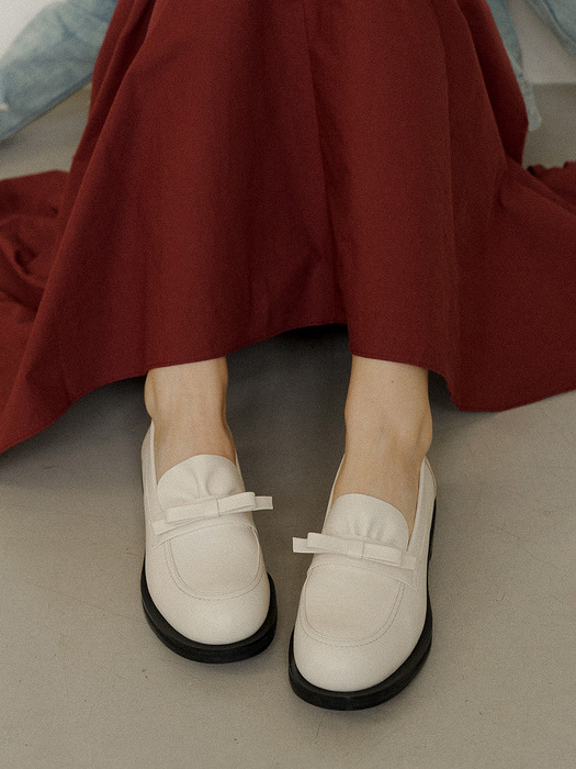 [단독]Lillian Ribbon Shirring Loafers_3 Colors