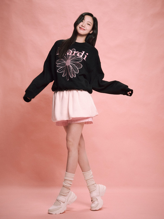 SWEATSHIRT FLOWERMARDI NEEDLEWORK_BLACK PINK